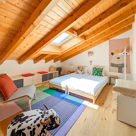 Appartement Spacieux Duplex Avec Acces Direct Au Bains *