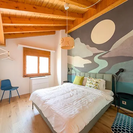 Appartement Spacieux Duplex Avec Acces Direct Au Bains Saillon