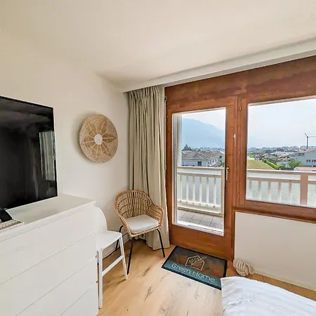 Spacieux Duplex Avec Acces Direct Au Bains 赛永